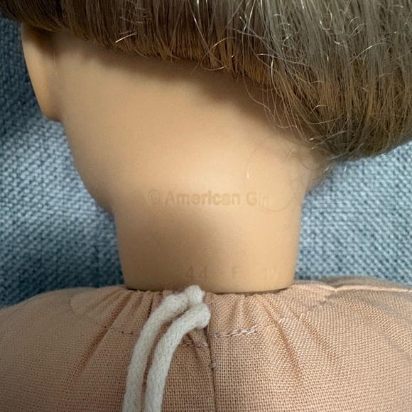 American Girl Doll Truly Me #39 with Blonde Hair and Hazel Eyes - Picture 7 of 10